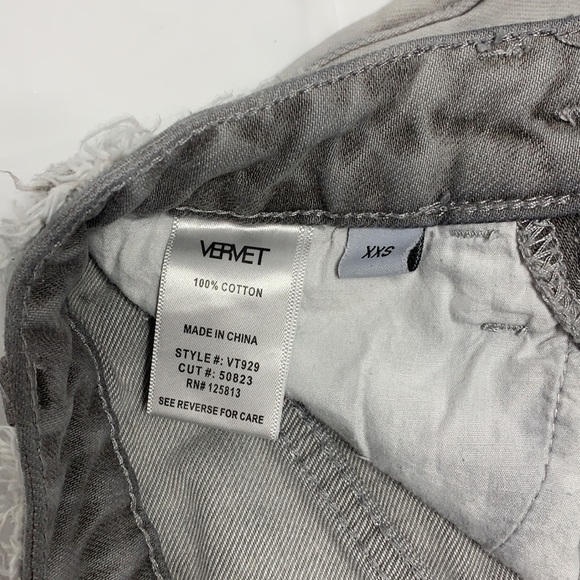 WOMEN’S Vervet Gray High waisted Button Fly distressed shorts Size XXS - Picture 4 of 4